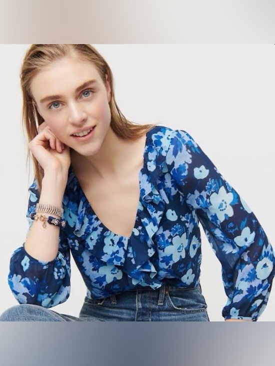 J. Crew Tops - J. Crew Ruffle Trim V-Neck Blouse Size XS NWT